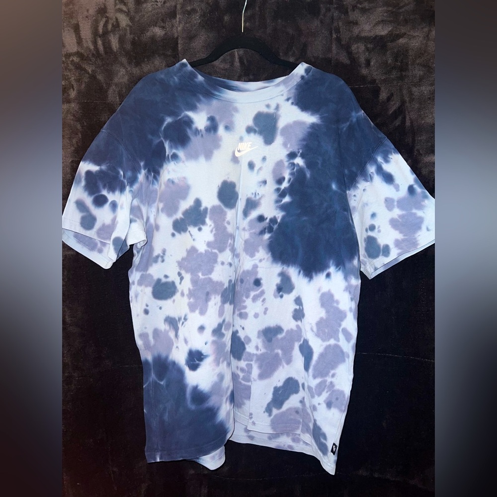 NIKE: Blue Tie Dye T-Shirt - Size Large